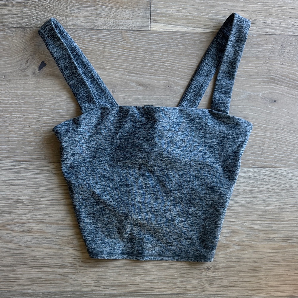 Vuori Heathered Gray Crop Top